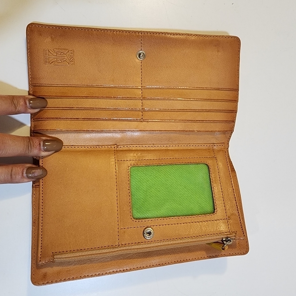 TUSK Yellow mustard leather wallet - Picture 2 of 15